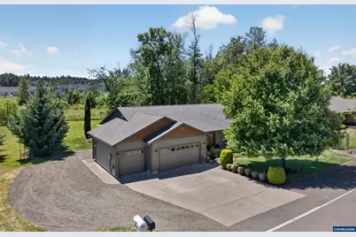 2648 Robinhood Ln NW, Albany, OR 97321 - Photo 1