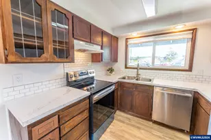 2025 Pine St, Florence, OR 97439 - Photo 12