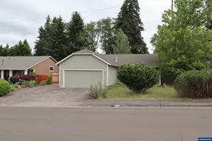 530 Summerview Dr, Stayton, OR 97383 - Photo 2