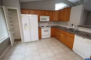 530 Summerview Dr, Stayton, OR 97383 - Photo 8