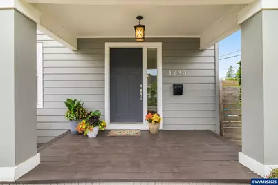 1295 14th St NE, Salem, OR 97301 - Photo 4
