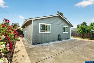 1421 Jefferson St SE, Albany, OR 97322 - Photo 32