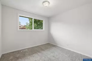 4754 Nighthawk Ct NE, Salem, OR 97305 - Photo 10