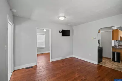 2155 Mill St SE, Salem, OR 97301 - Photo 10