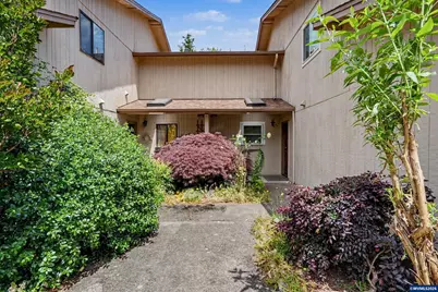 1674 SW Country Club Pl, Corvallis, OR 97330 - Photo 8