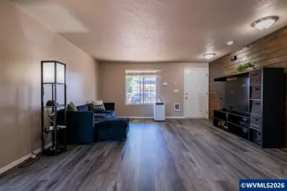 1055 Grove St, Lebanon, OR 97355 - Photo 6