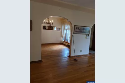 1245 18th St NE, Salem, OR 97301 - Photo 8