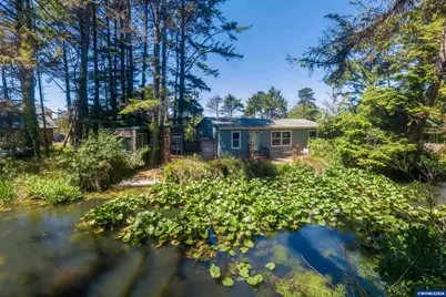 1232 SE 2nd Ct, Lincoln City, OR 97367 - Photo 1
