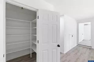 570 22nd Ave SW, Albany, OR 97322 - Photo 16