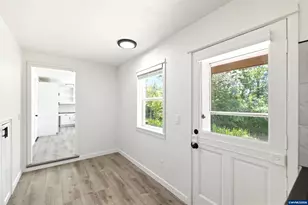 570 22nd Ave SW, Albany, OR 97322 - Photo 18