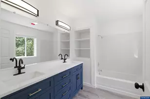 570 22nd Ave SW, Albany, OR 97322 - Photo 32