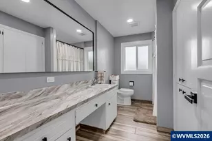 4640 39th Ave NE, Salem, OR 97305 - Photo 18