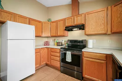 371 Hobson St, Stayton, OR 97383 - Photo 12