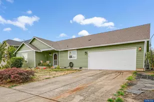 371 Hobson St, Stayton, OR 97383 - Photo 2