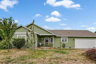 371 Hobson St, Stayton, OR 97383 - Photo 1