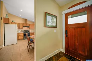 371 Hobson St, Stayton, OR 97383 - Photo 6