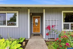 528 NW 22nd St, McMinnville, OR 97128 - Photo 4