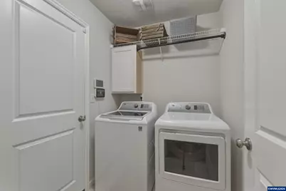 4989 Skylab Av NE, Salem, OR 97305 - Photo 20