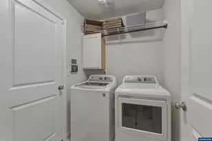 4989 Skylab Ave NE, Salem, OR 97305 - Photo 20