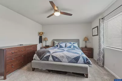 4989 Skylab Av NE, Salem, OR 97305 - Photo 12