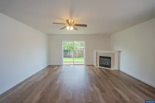 36 E Jadon Dr, Lebanon, OR 97355 - Photo 4