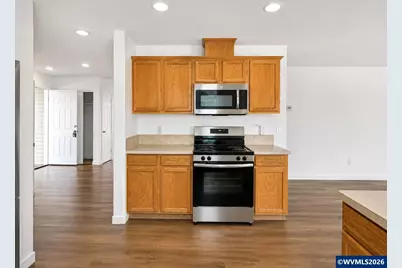 36 E Jadon Dr, Lebanon, OR 97355 - Photo 8