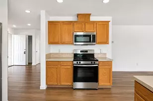 36 E Jadon Dr, Lebanon, OR 97355 - Photo 8