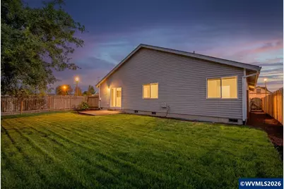 36 E Jadon Dr, Lebanon, OR 97355 - Photo 2