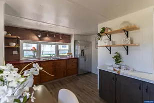 502 N 8th #17 St, Philomath, OR 97370 - Photo 8