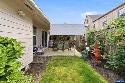 347 NE Fircrest Pl, McMinnville, OR 97128 - Photo 24