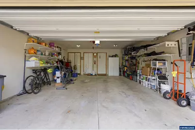 347 NE Fircrest Pl, McMinnville, OR 97128 - Photo 28