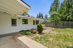 176 NE Azalea Dr, Corvallis, OR 97330 - Photo 28
