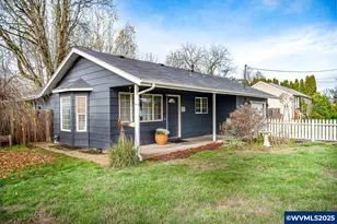 375 N 6th St, Harrisburg, OR 97446 - Photo 6