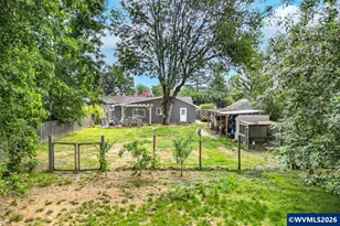 375 N 6th St, Harrisburg, OR 97446 - Photo 50