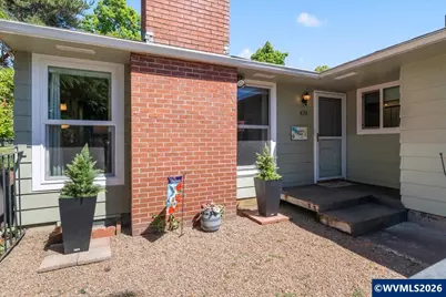 636 30th Av SE, Albany, OR 97322 - Photo 4