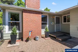636 30th Av SE, Albany, OR 97322 - Photo 4