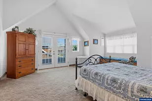 350 Bella Beach Dr, Depoe Bay, OR 97341 - Photo 18
