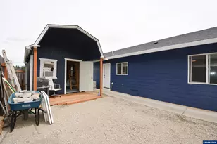 928 Trust Ln SE, Salem, OR 97306 - Photo 32