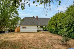 399 S Main St, Lebanon, OR 97355 - Photo 2