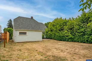 399 S Main St, Lebanon, OR 97355 - Photo 26