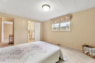1800 Lakewood Ct, Eugene, OR 97402 - Photo 16
