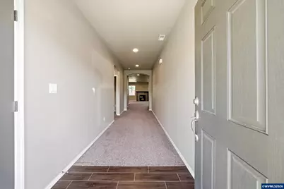 541 Derby St SE, Albany, OR 97322 - Photo 4