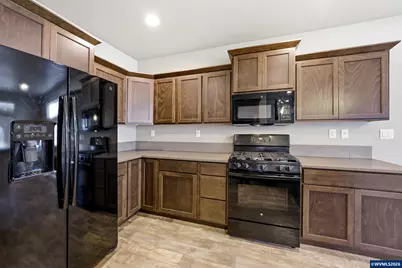 541 Derby St SE, Albany, OR 97322 - Photo 10