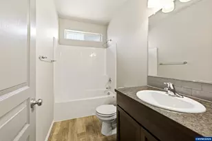 541 Derby St SE, Albany, OR 97322 - Photo 12