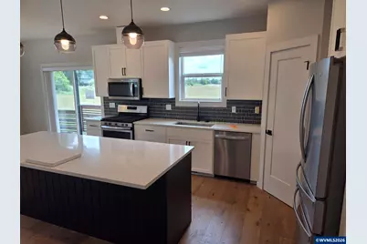 3346 Zane Ln, Eugene, OR 97404 - Photo 6