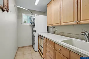 587 Snow White Way SE, Salem, OR 97302 - Photo 18