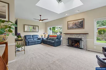 587 Snow White Wy SE, Salem, OR 97302 - Photo 8
