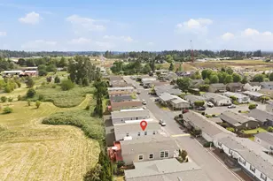 1000 S McKern Ct, Newberg, OR 97132 - Photo 38