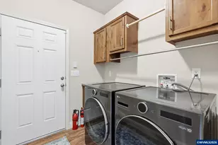 1000 S McKern Ct, Newberg, OR 97132 - Photo 24