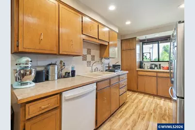 2250 NW Highland Dr, Corvallis, OR 97330 - Photo 8